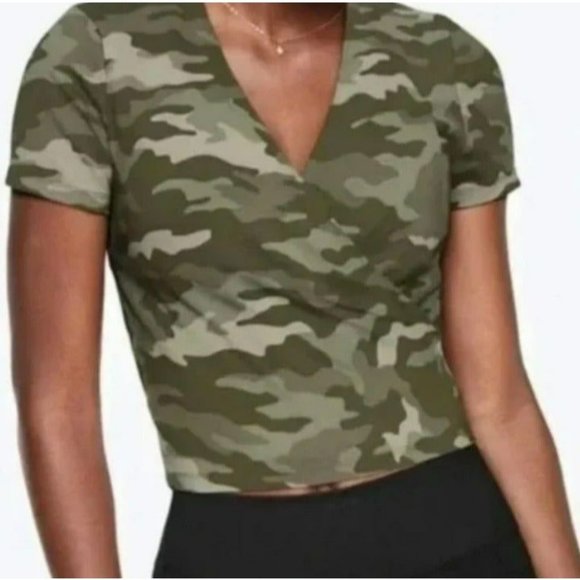 Pink Victoria Secret Camouflage Wrap Short Sleeve V Neck Shirt - Picture 1 of 6